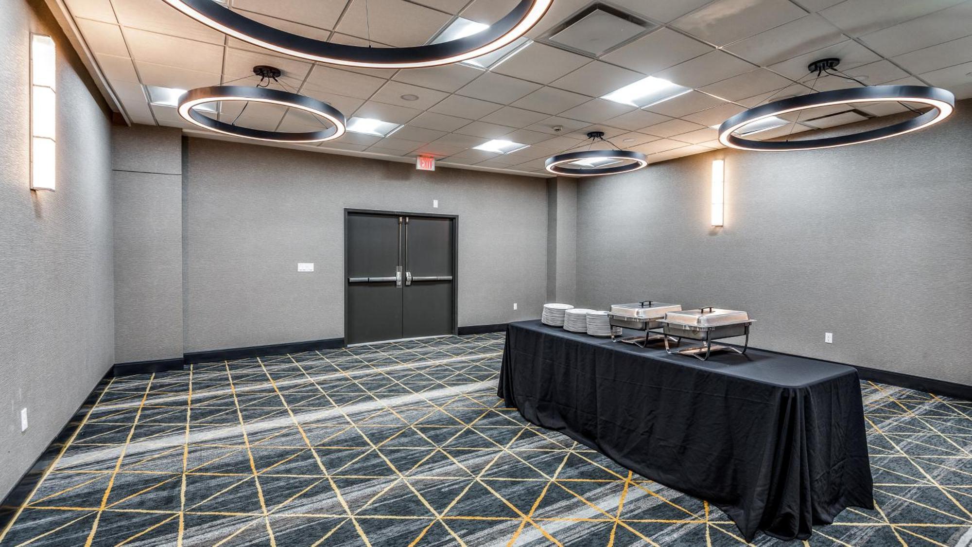 Holiday Inn Dallas Market Ctr Love Field By Ihg Extérieur photo