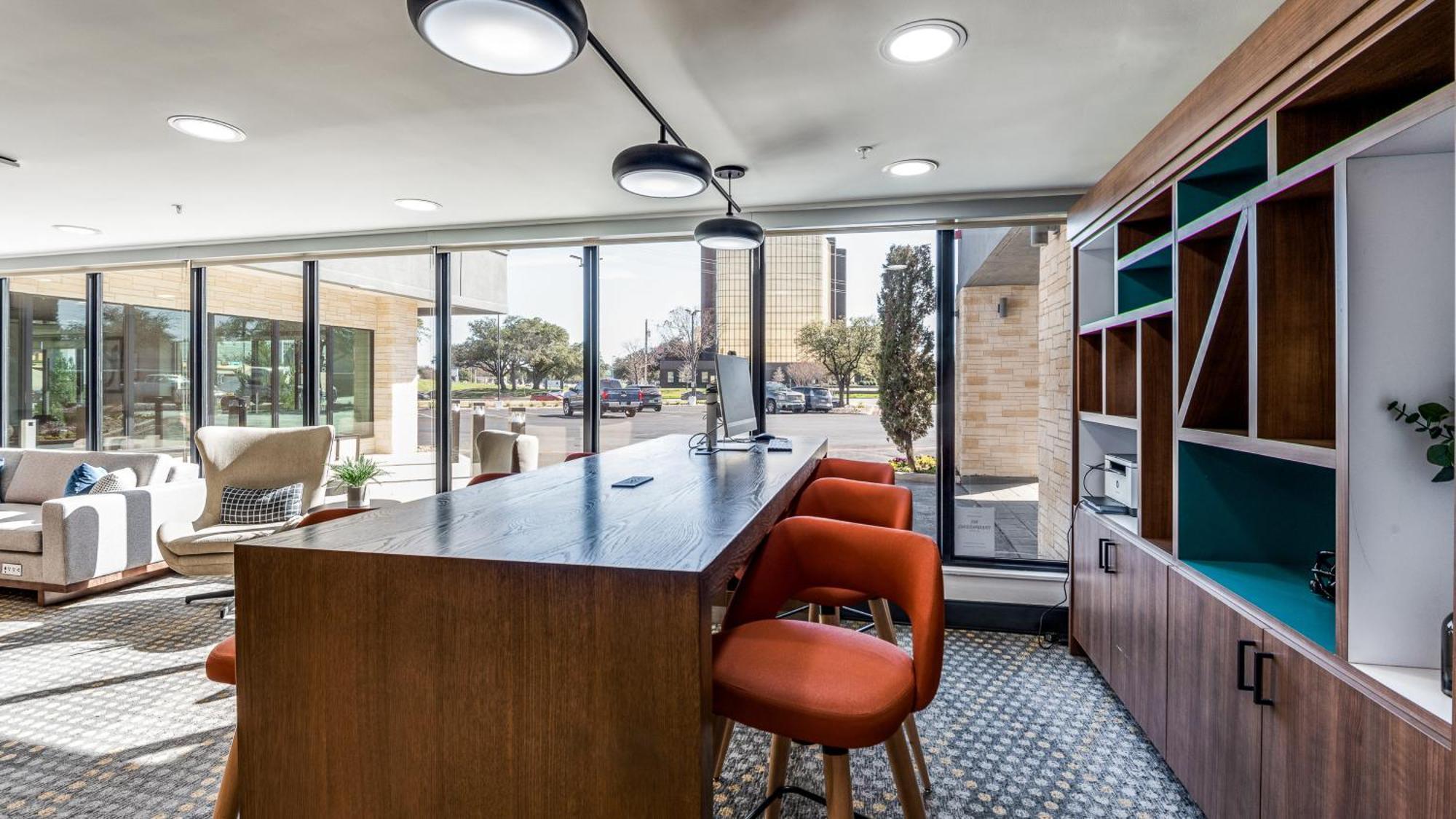 Holiday Inn Dallas Market Ctr Love Field By Ihg Extérieur photo
